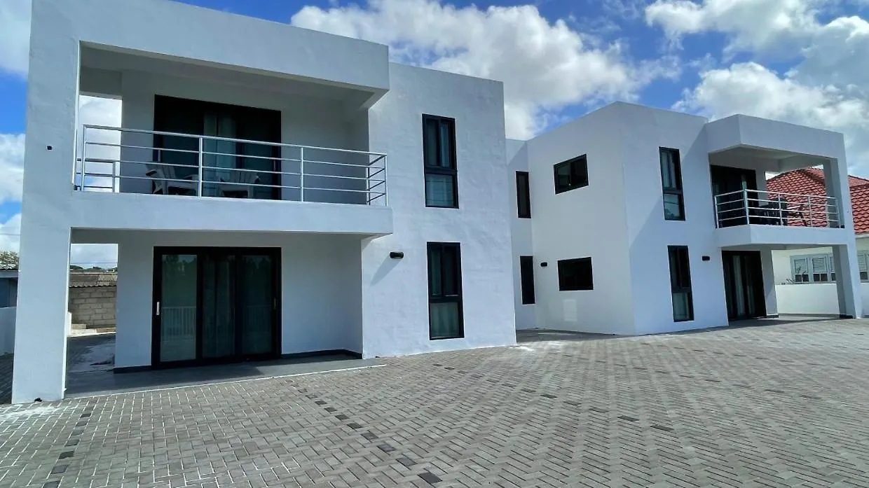 Whitehouse Boulevard, Close To Mambo Beach And City Centre Apartment Willemstad