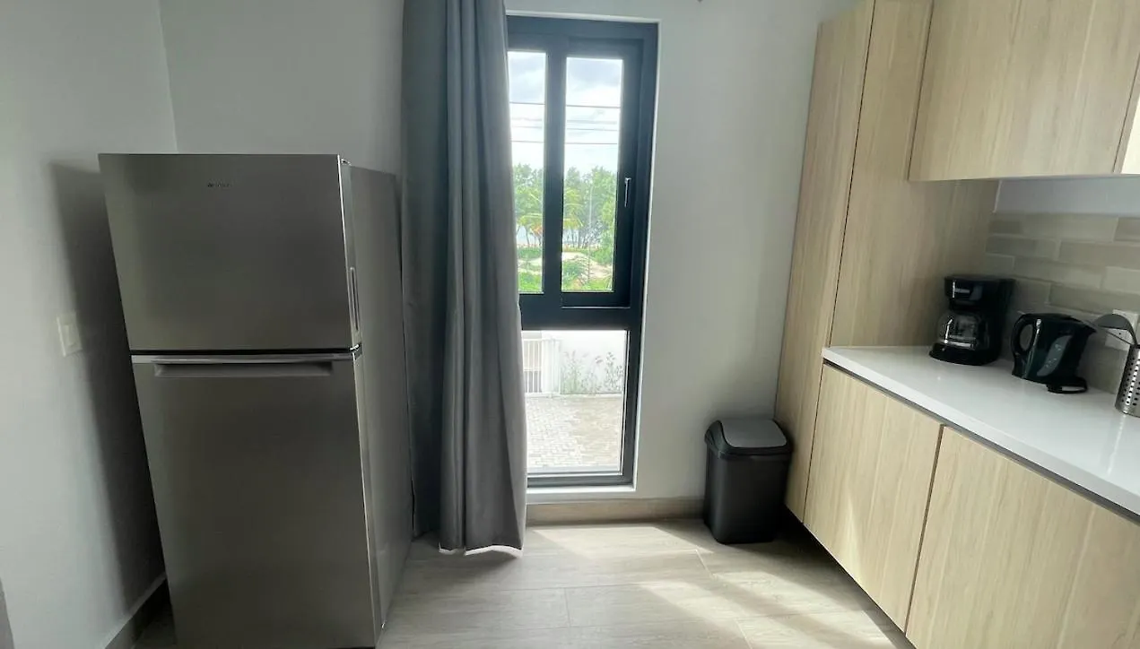 Whitehouse Boulevard, Close To Mambo Beach And City Centre Apartment Willemstad