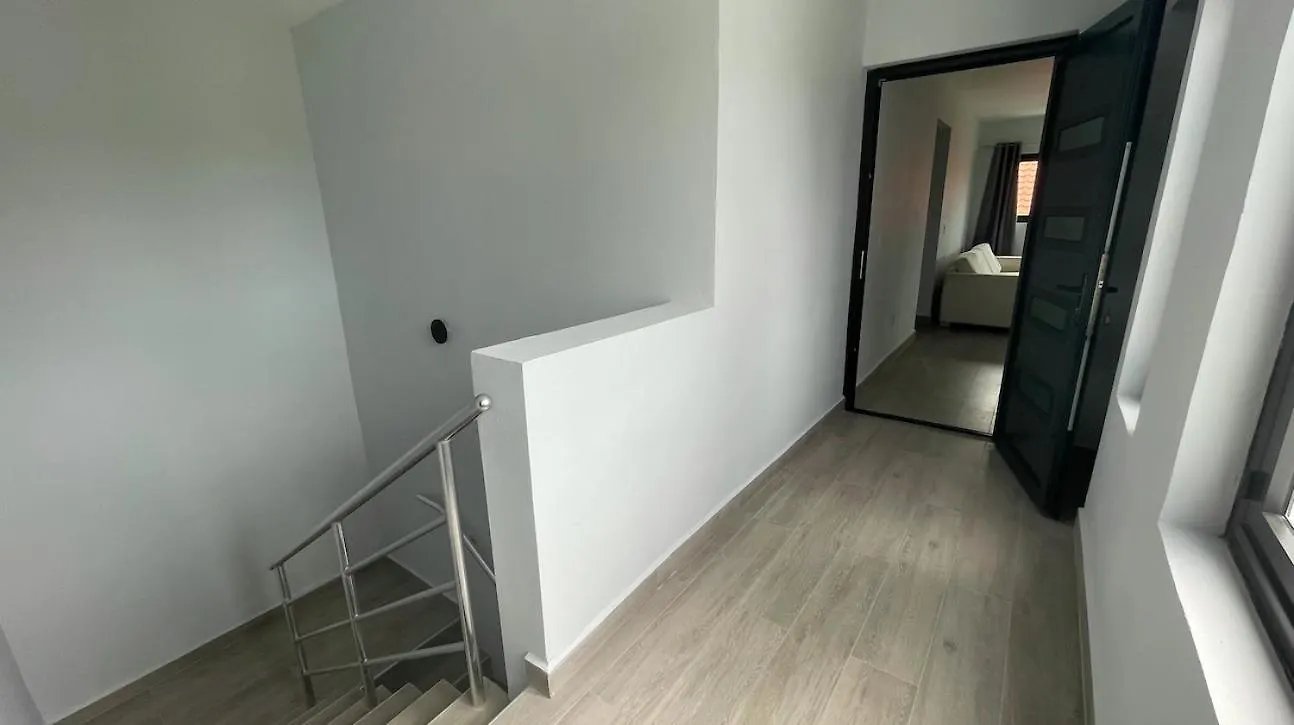 Whitehouse Boulevard, Close To Mambo Beach And City Centre Apartment Willemstad 0*,